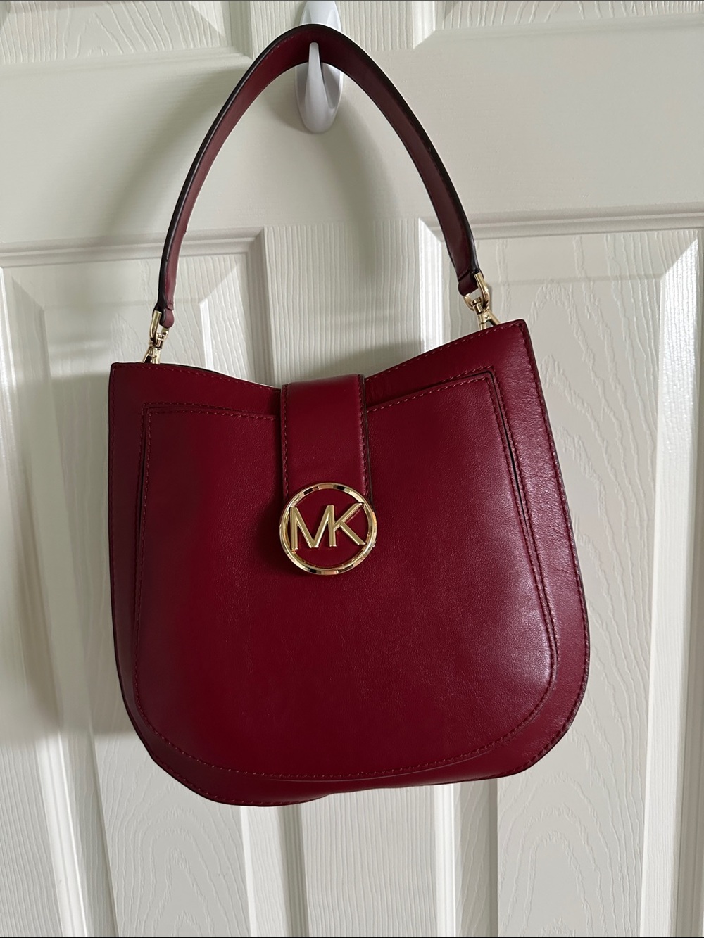 MICHAEL KORS Deep Red Leather Shoulder Bag with Gold MK Emblem